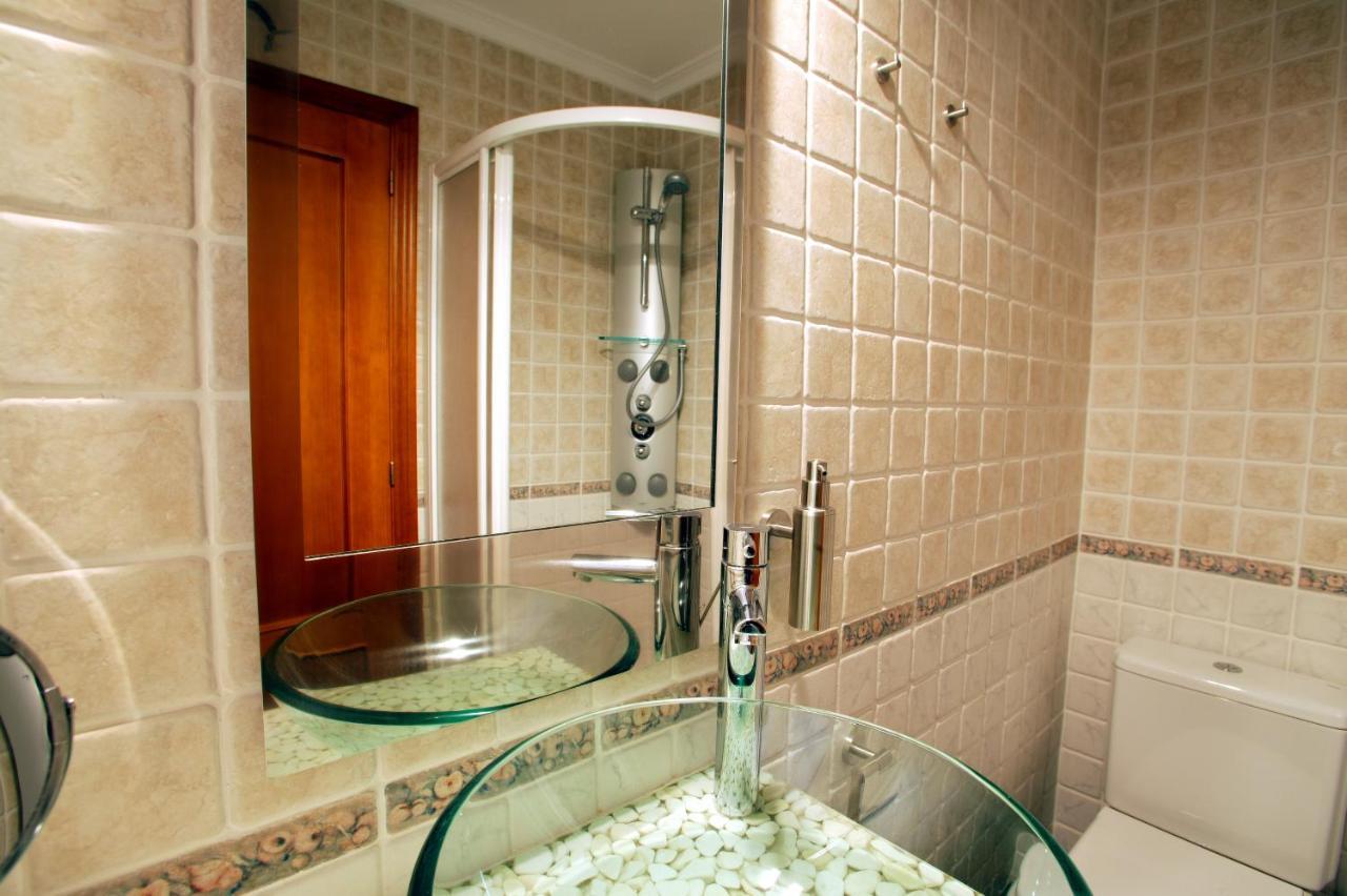 Apartamentos Hotel 77 Ayora Exteriör bild